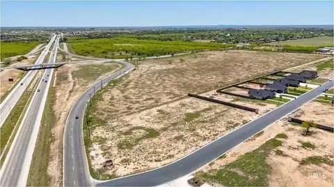 1675 W Loop 306, San Angelo, TX 76904