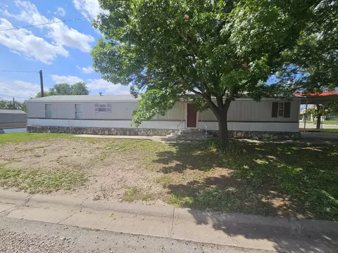 302 Cornell St, Sonora, TX 76950