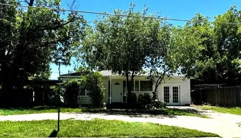 1921 W Avenue J, San Angelo, TX 76901