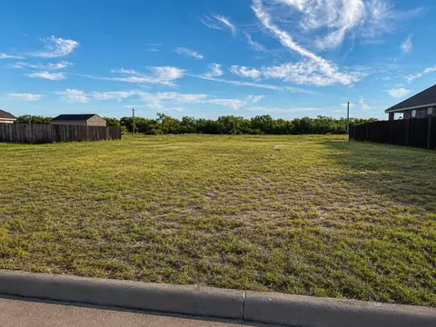 4730 Wolf Creek Dr, San Angelo, TX 76904