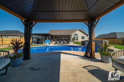 8403 Lynx Ln, San Angelo, TX 76901