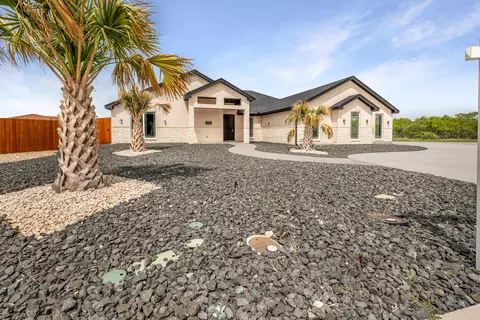 5201 Riviera Ln, San Angelo, TX 76904
