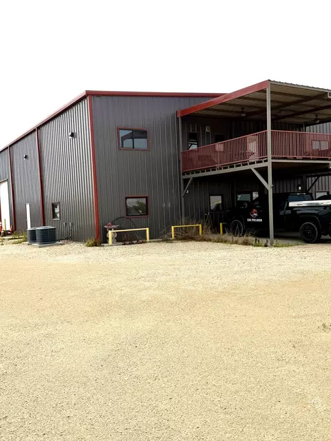 6656 Spindle Top Rd, San Angelo, TX 76901