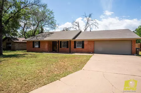 2813 Oak Forest Dr, San Angelo, TX 76904