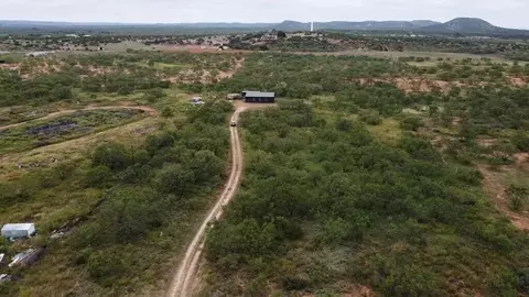 2826 E Landers Rd, San Angelo, TX 76905