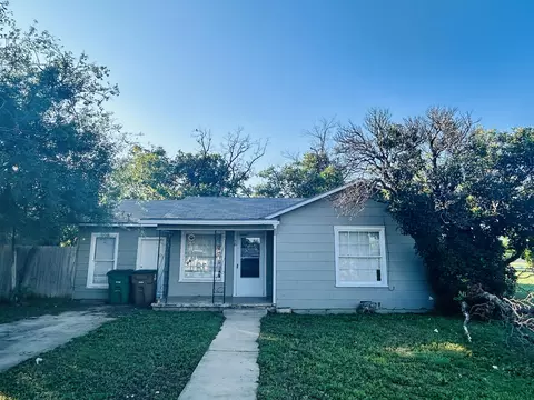 18 W 37th St, San Angelo, TX 76903