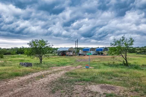 180 Milkweed Ct, Ozona, TX 76943