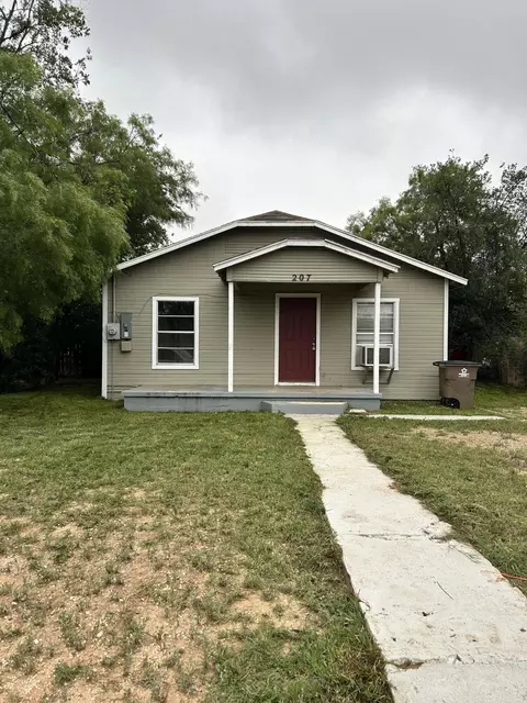 207 W 25th St, San Angelo, TX 76903
