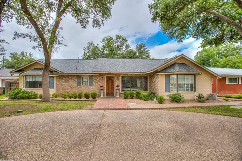 3211 Stanford Dr, San Angelo, TX 76904