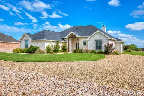 5242 Grey Wolf Ln, San Angelo, TX 76901