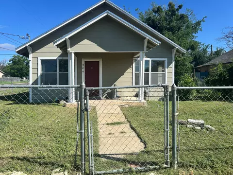 204 E 11th St, San Angelo, TX 76903