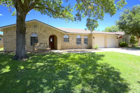 3866 Old Post Rd, San Angelo, TX 76904