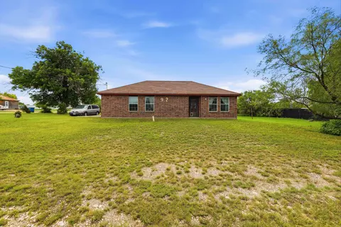 920 Mccall St, Eden, TX 76837