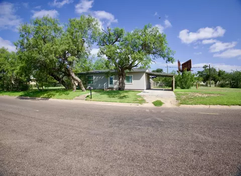 108 W 5th St, San Angelo, TX 76903