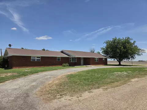 605 Depot St, Rowena, TX 76875