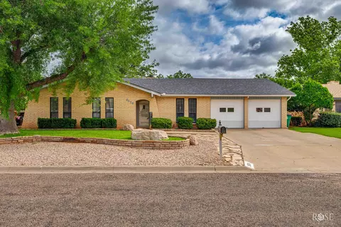 3826 Deerfield Rd, San Angelo, TX 76904