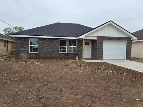 434 E 45th St, San Angelo, TX 76903