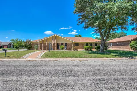 3626 Green Ridge Dr, San Angelo, TX 76904