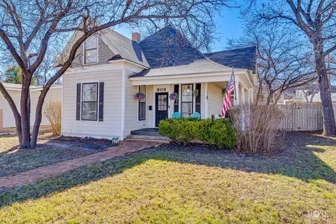 309 S Washington St, San Angelo, TX 76901