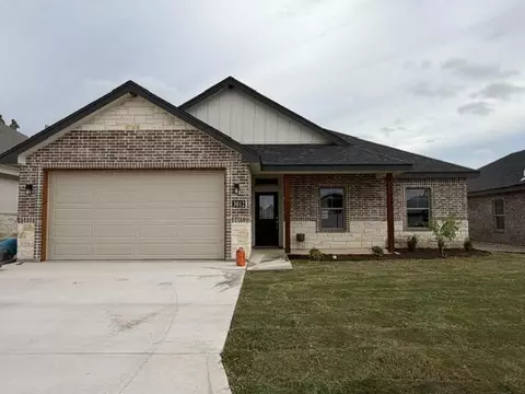 3012 Cedarhill Dr, San Angelo, TX 76904