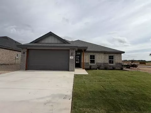 3008 Cedarhill Dr, San Angelo, TX 76904