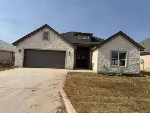 3013 Cedarhill Dr, San Angelo, TX 76904