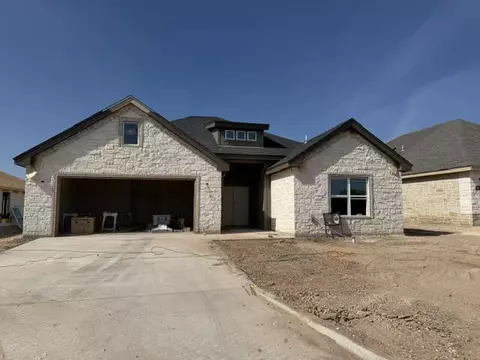 3013 Cedarhill Dr, San Angelo, TX 76904