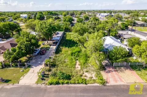 722 E 17th St, San Angelo, TX 76903