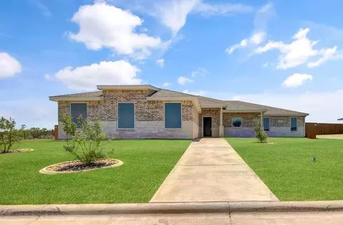 1605 Club House Ln, San Angelo, TX 76904