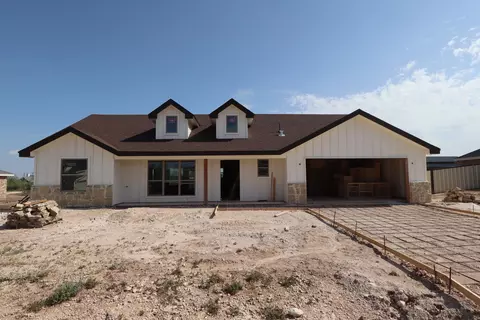 9737 Jaguar Trl, San Angelo, TX 76901