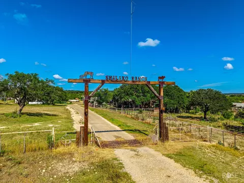 10752 Scr 110, Sonora, TX 76950