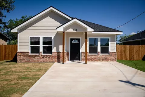 218 W 27th St, San Angelo, TX 76903