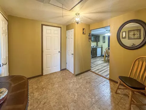 Entry Way - 604 Hall St, Eldorado, TX 76936 photo 1 of 3
