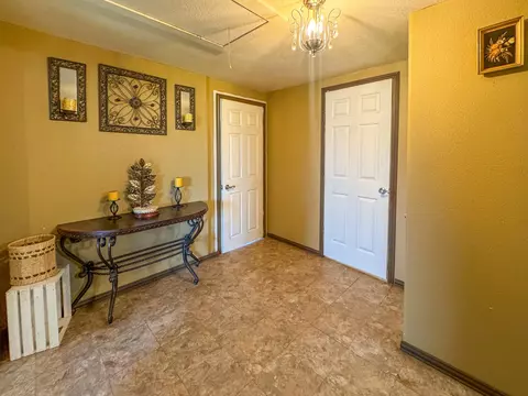 Entry Way - 604 Hall St, Eldorado, TX 76936 photo 2 of 3