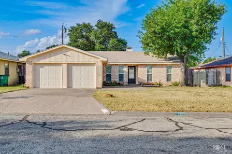 17 Terrace Dr, San Angelo, TX 76903