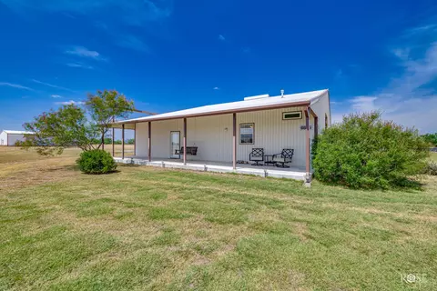 8655 Ducote Airpark Dr, San Angelo, TX 76904