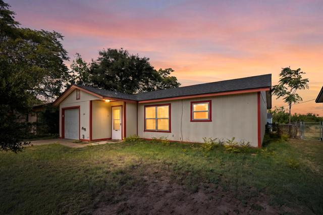 144 Stoneham St, San Angelo, TX 76905