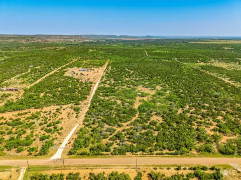 7846 Sierra Trl, San Angelo, TX 76905