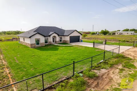 Exterior - 7352 Rust Rd, San Angelo, TX 76905 photo 3 of 6