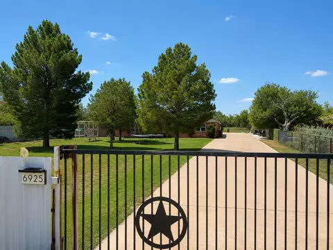 6925 Grape Creek Rd, San Angelo, TX 76901