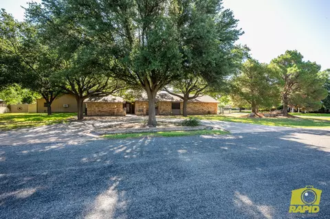 6408 Shady Oaks Dr, San Angelo, TX 76904