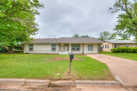 3523 S Oxford Dr, San Angelo, TX 76904