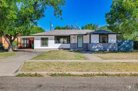 2402 Coleman St, San Angelo, TX 76901