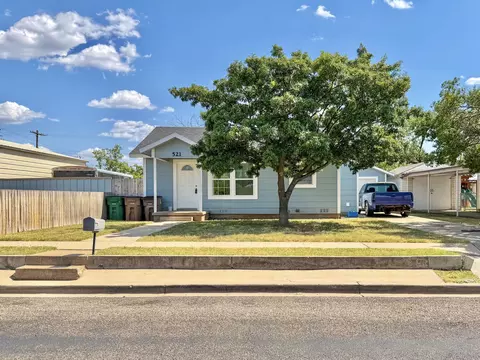 521 E 42nd St, San Angelo, TX 76903