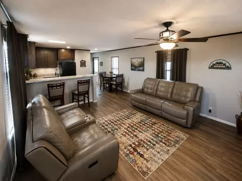 Living - 640 E Lake Rd, Robert Lee, TX 76945 photo 1 of 2