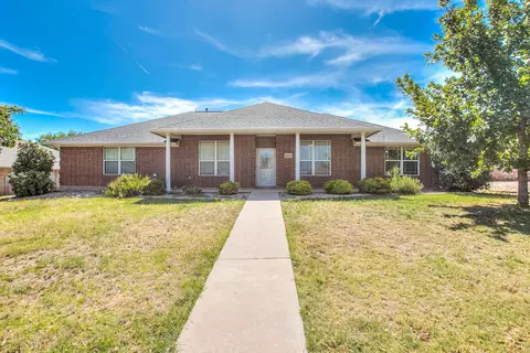 6025 Lyndhurst Dr, San Angelo, TX 76901