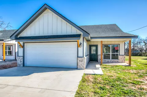 715 W 18th St, San Angelo, TX 76903
