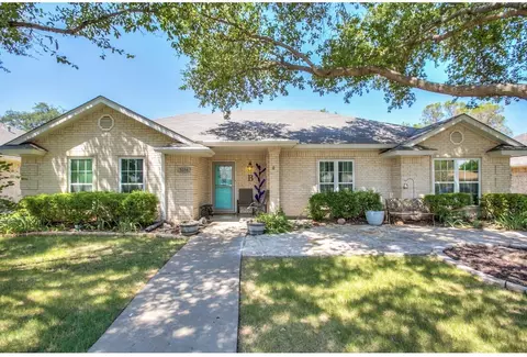 3238 Forest Hill Dr, San Angelo, TX 76904
