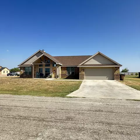 8482 Lynx Ln, San Angelo, TX 76901