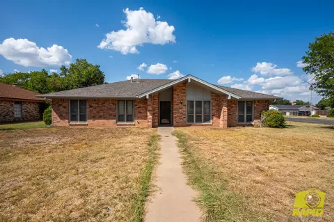 3002 Sierra Dr, San Angelo, TX 76904